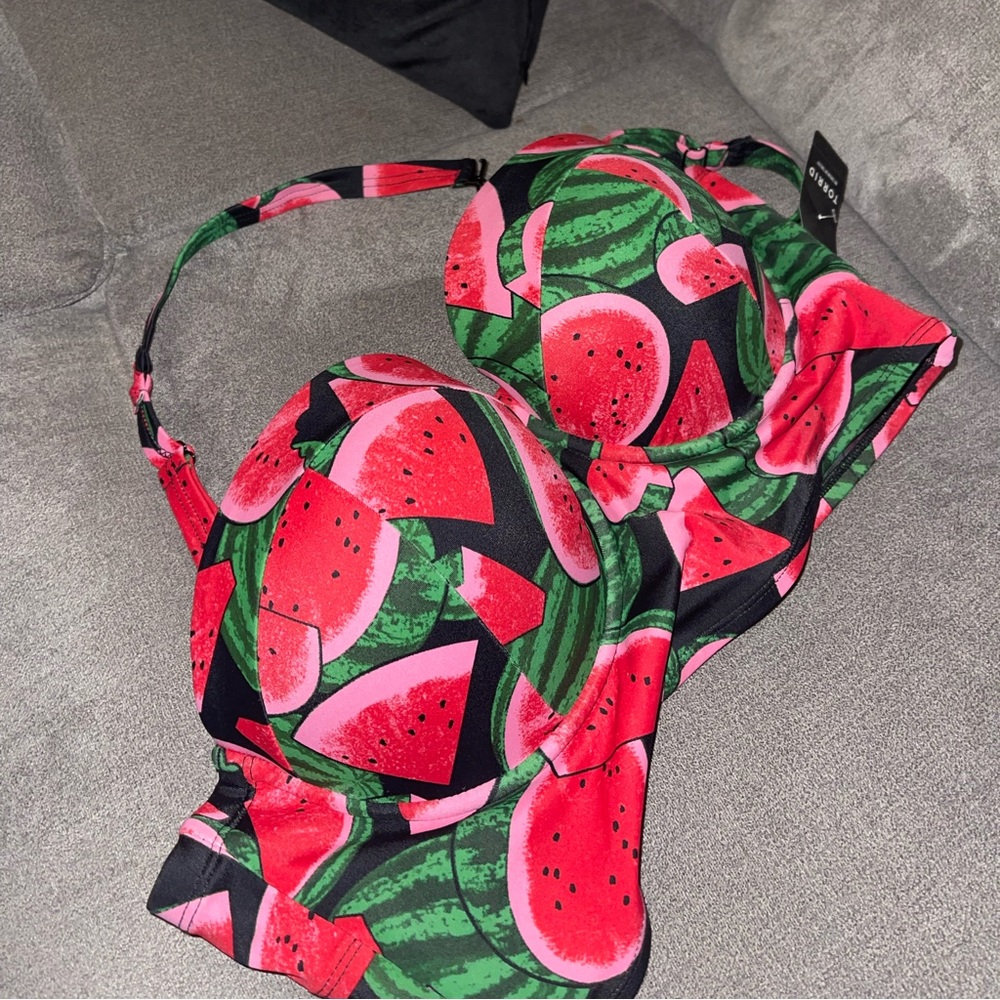 NWT TORRID Watermelon bikini top Sz~ 1 (torrid)